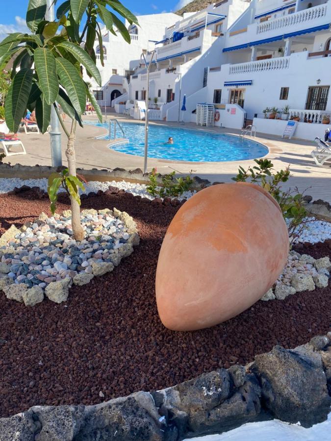 Aparthotel Los Cristianos Port Royal New Exterior foto